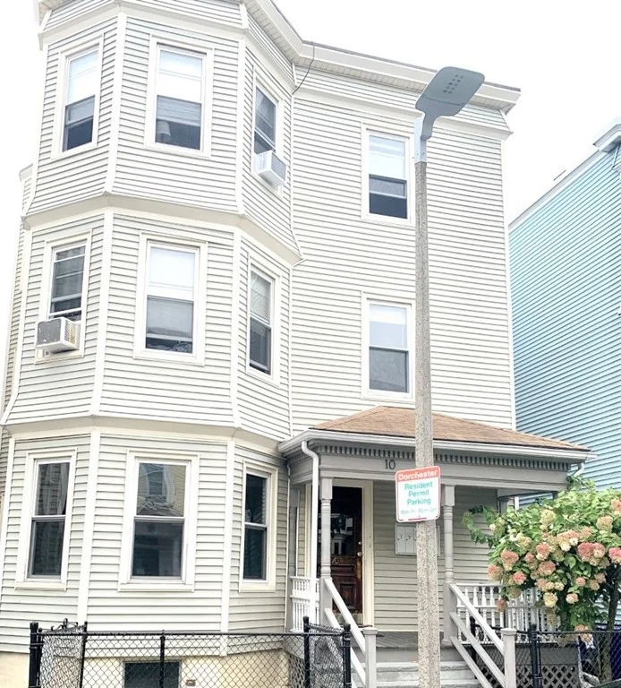 3 bed, 1 bath apartment for rent at 10 Bellflower Unit 1, Dorchester