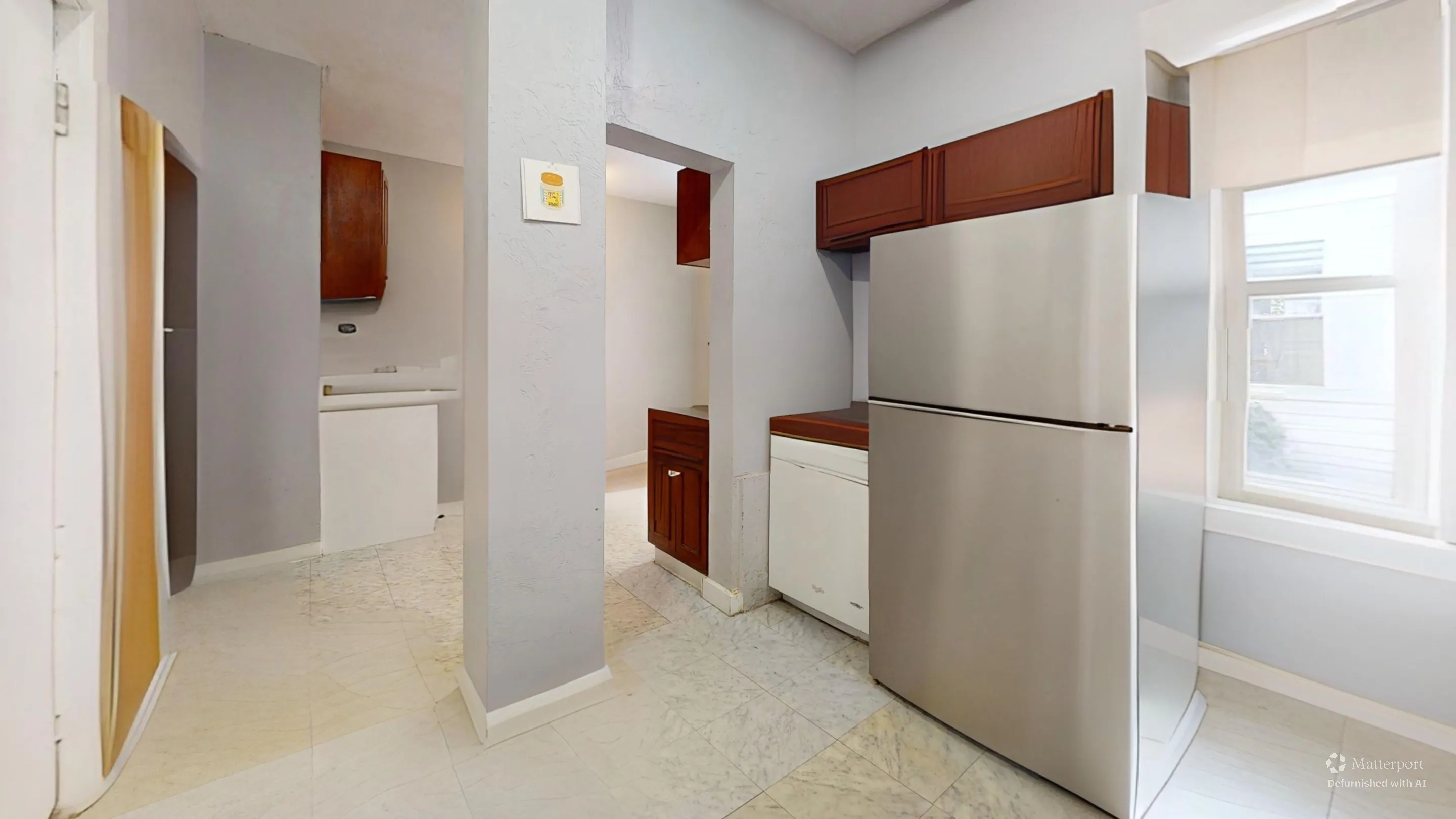 3 bed, 1 bath apartment for rent at 10 Bolster St Unit 2, Jamaica Plain — photo 2 of 10