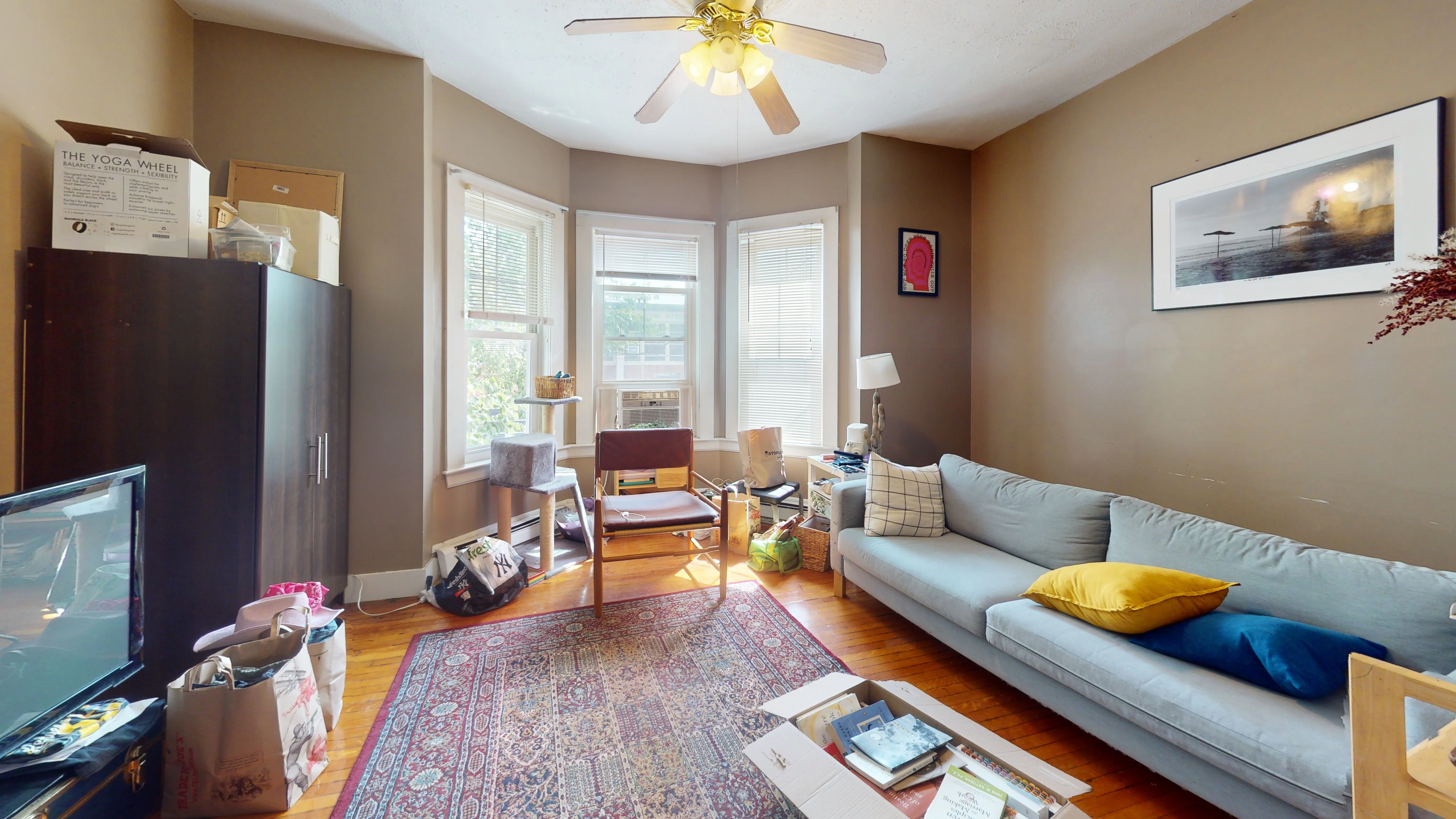 3 bed, 1 bath apartment for rent at 10 Bolster St Unit 2, Jamaica Plain — photo 5 of 10