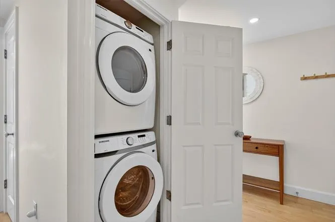 1 bed, 1 bath apartment for rent at 10 Bowdoin St Unit 10 Bowdoin St #202, Boston, MA 02114, Dorchester — photo 7 of 10