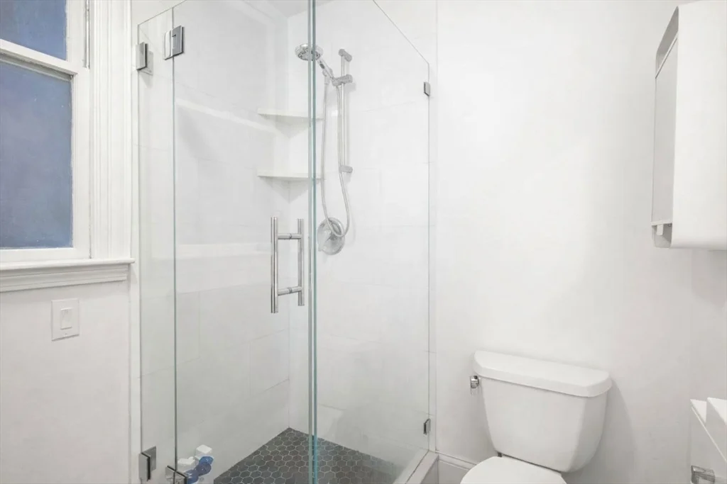2 bed, 1 bath apartment for rent at 10 Bowdoin St Unit 2, Neighborhood Nine — photo 17 of 22