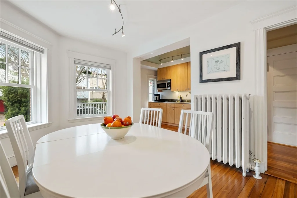 2 bed, 1 bath apartment for rent at 10 Bowdoin St Unit 2, Neighborhood Nine — photo 12 of 22