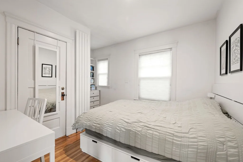 2 bed, 1 bath apartment for rent at 10 Bowdoin St Unit 2, Neighborhood Nine — photo 15 of 22