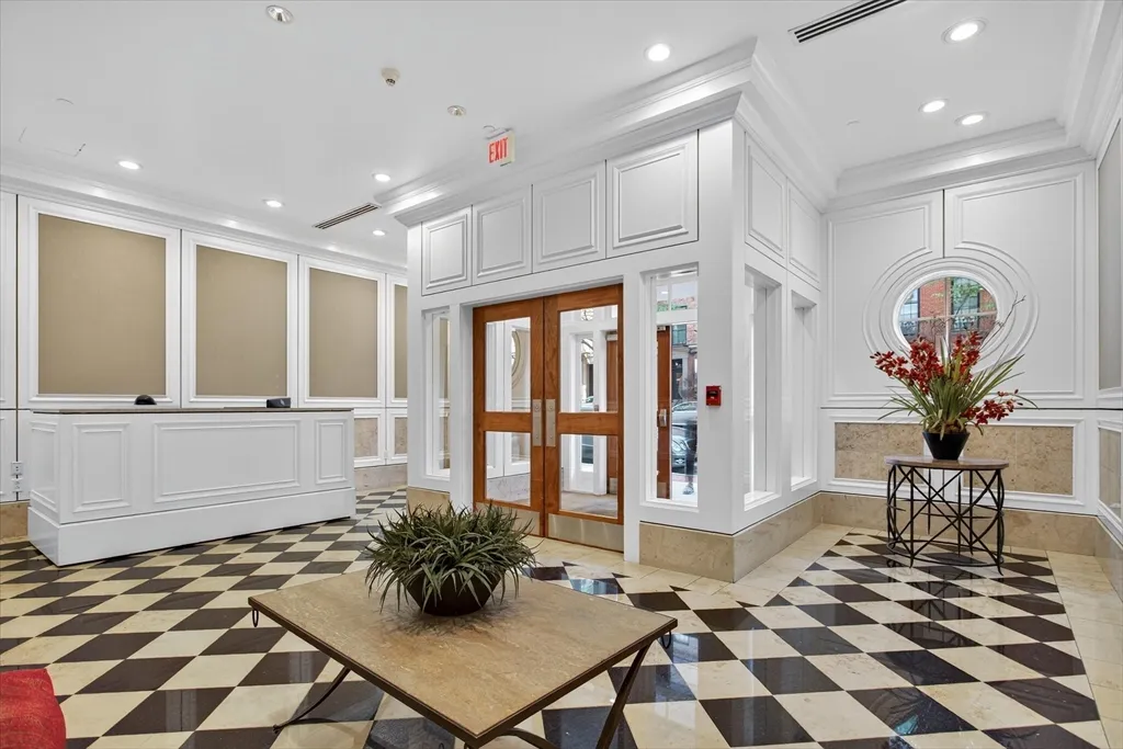 1 bed, 1 bath apartment for rent at 10 Bowdoin St Unit 202, Beacon Hill — photo 14 of 14