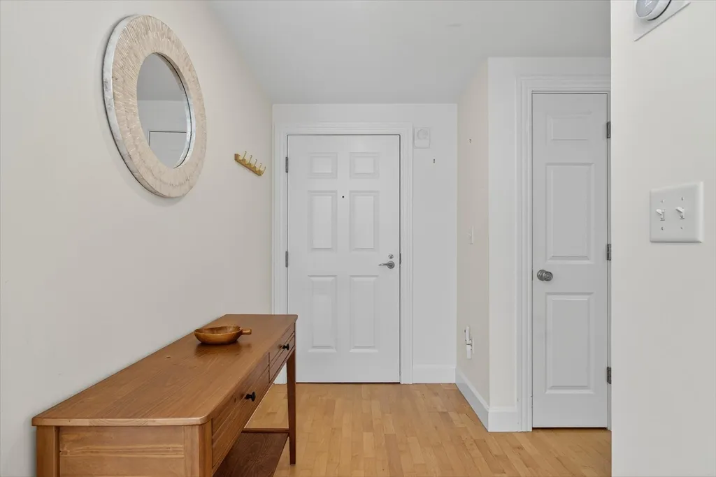 1 bed, 1 bath apartment for rent at 10 Bowdoin St Unit 202, Beacon Hill — photo 8 of 14