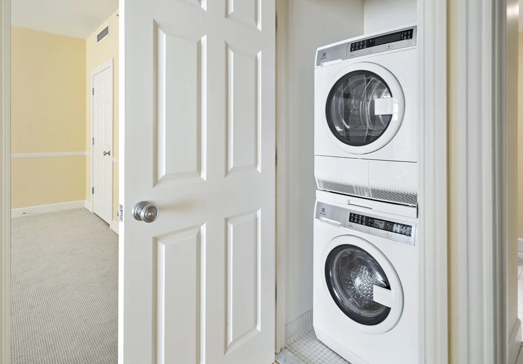 2 bed, 2 bath apartment for rent at 10 Bowdoin St Unit 515, Beacon Hill — photo 12 of 17