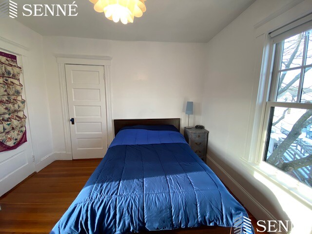 2 bed, 1 bath apartment for rent at 10 Bowdoin St Unit 6, Neighborhood Nine — photo 4 of 28