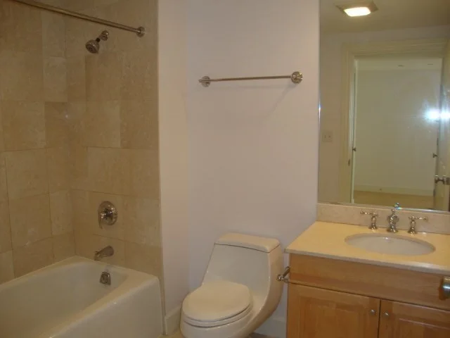 1 bed, 1 bath apartment for rent at 10 Bowdoin Unit 416, Beacon Hill — photo 9 of 10