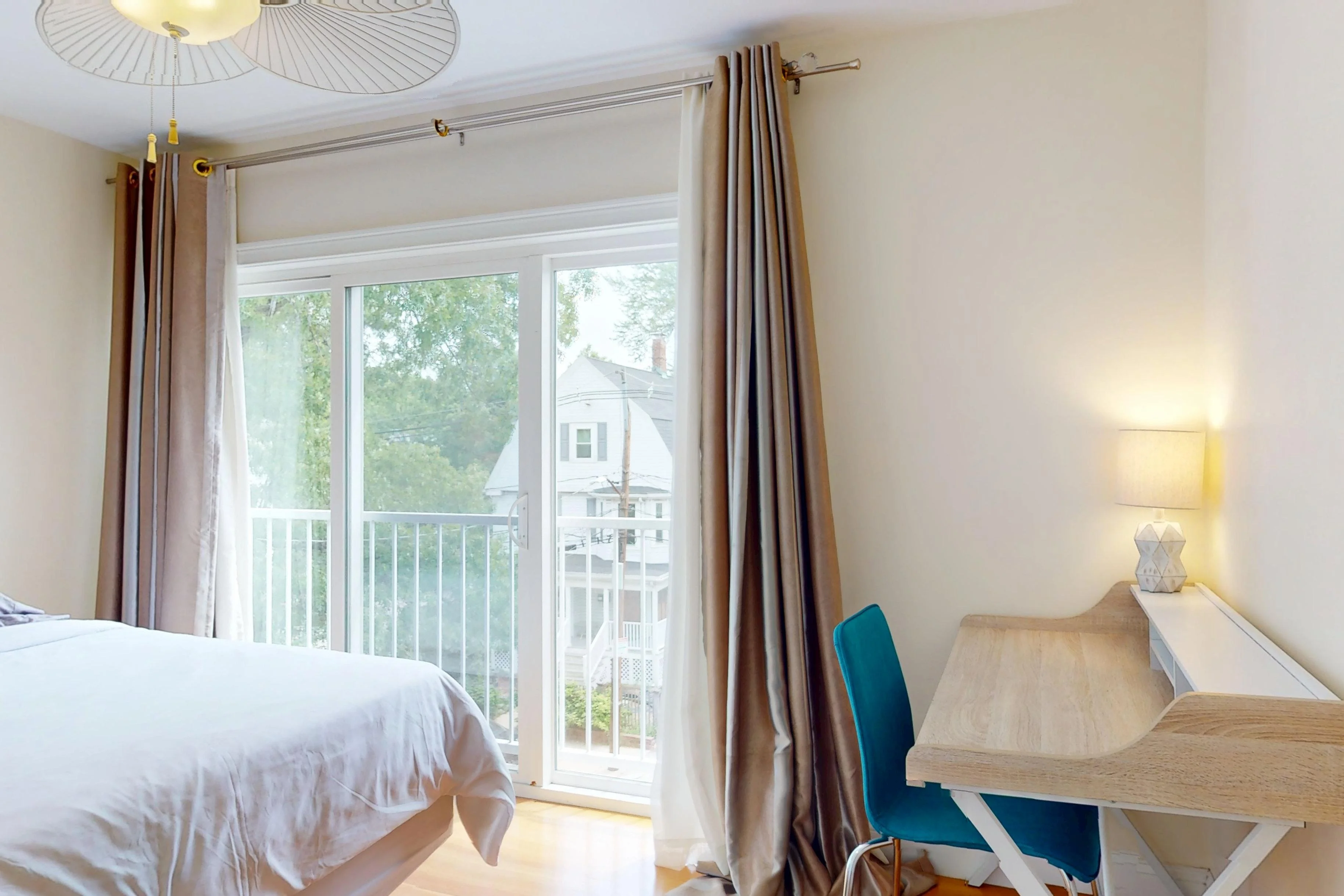 4 bed, 2.5 bath apartment for rent at 10 Bradbury St Unit 10, Allston — photo 24 of 28