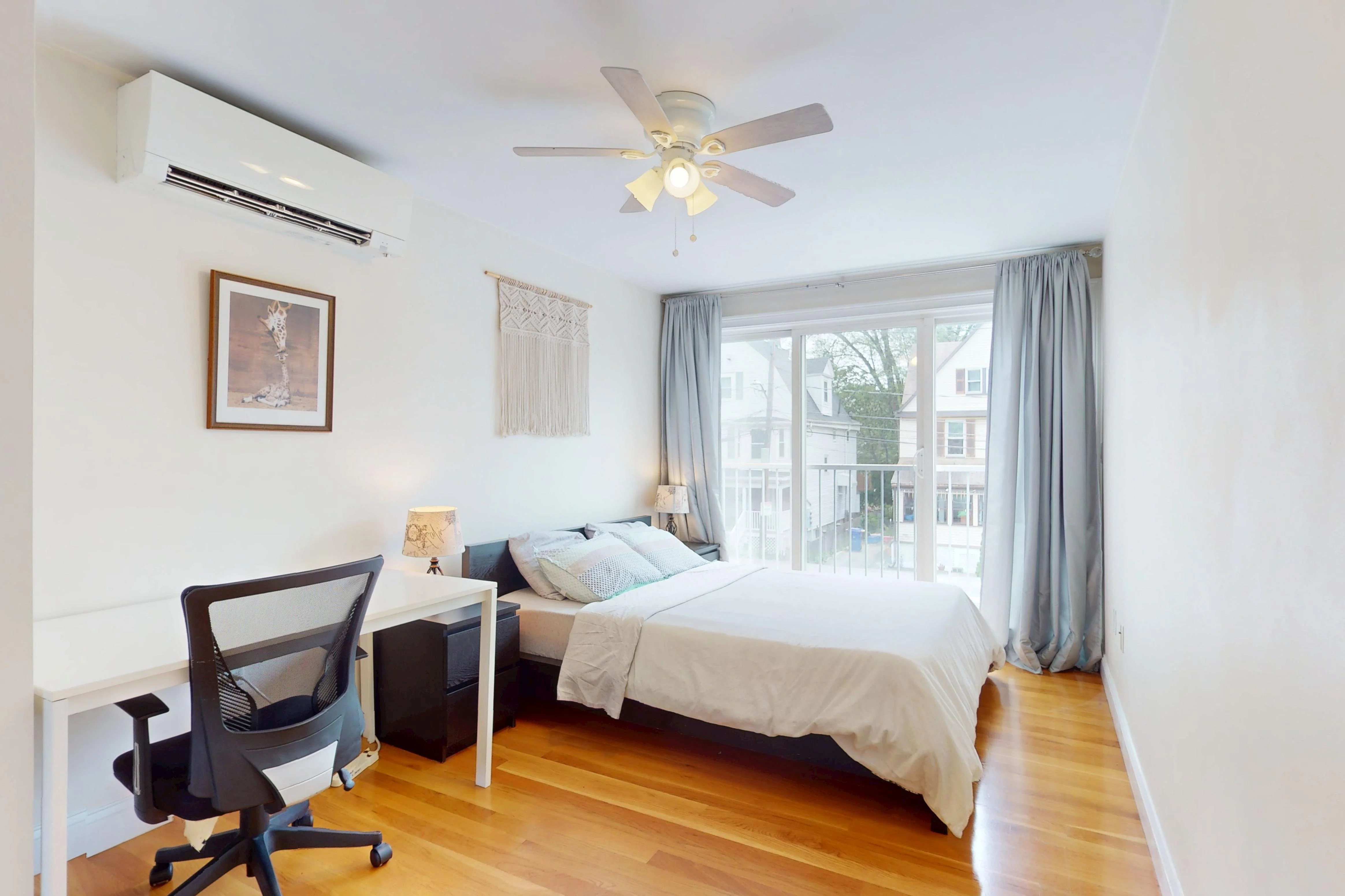 4 bed, 2.5 bath apartment for rent at 10 Bradbury St Unit 10, Allston — photo 15 of 28