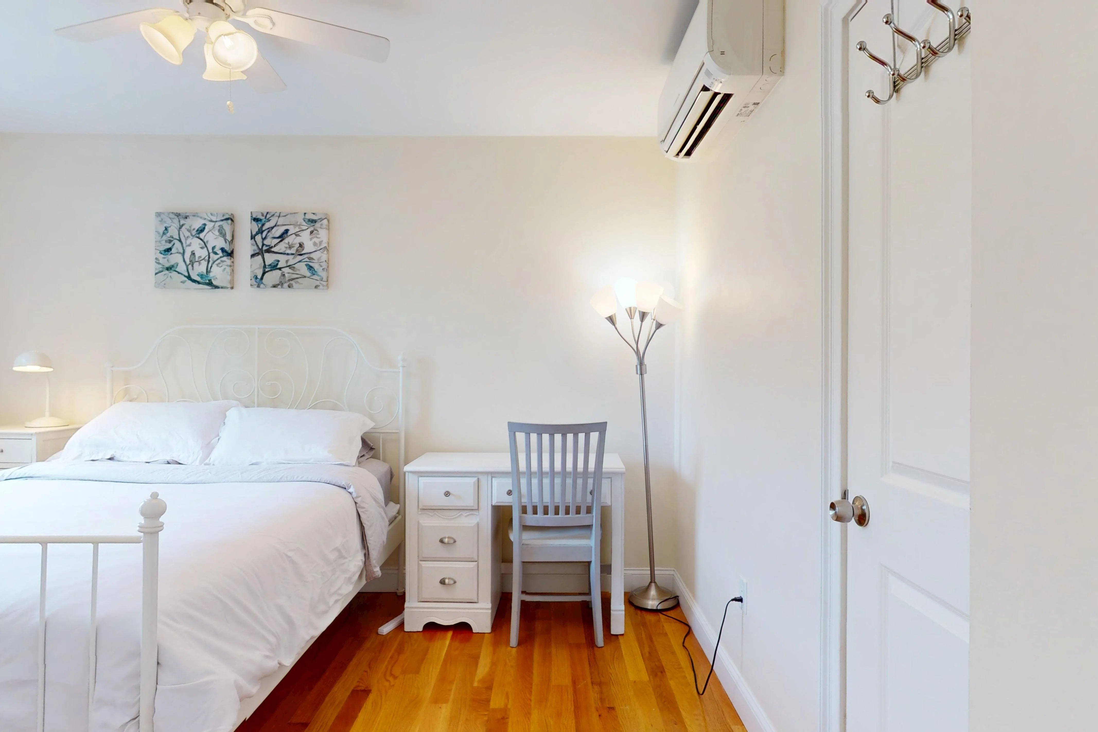 4 bed, 2.5 bath apartment for rent at 10 Bradbury St Unit 10, Allston — photo 22 of 28