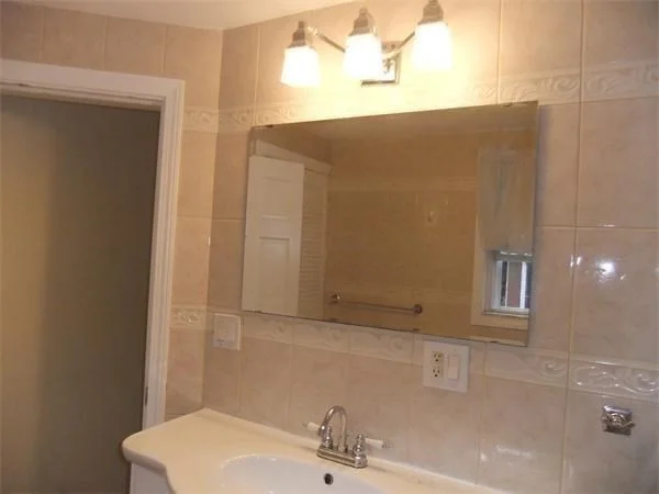 2 bed, 1 bath apartment for rent at 10 Bradford St Unit 1, Quincy — photo 16 of 23