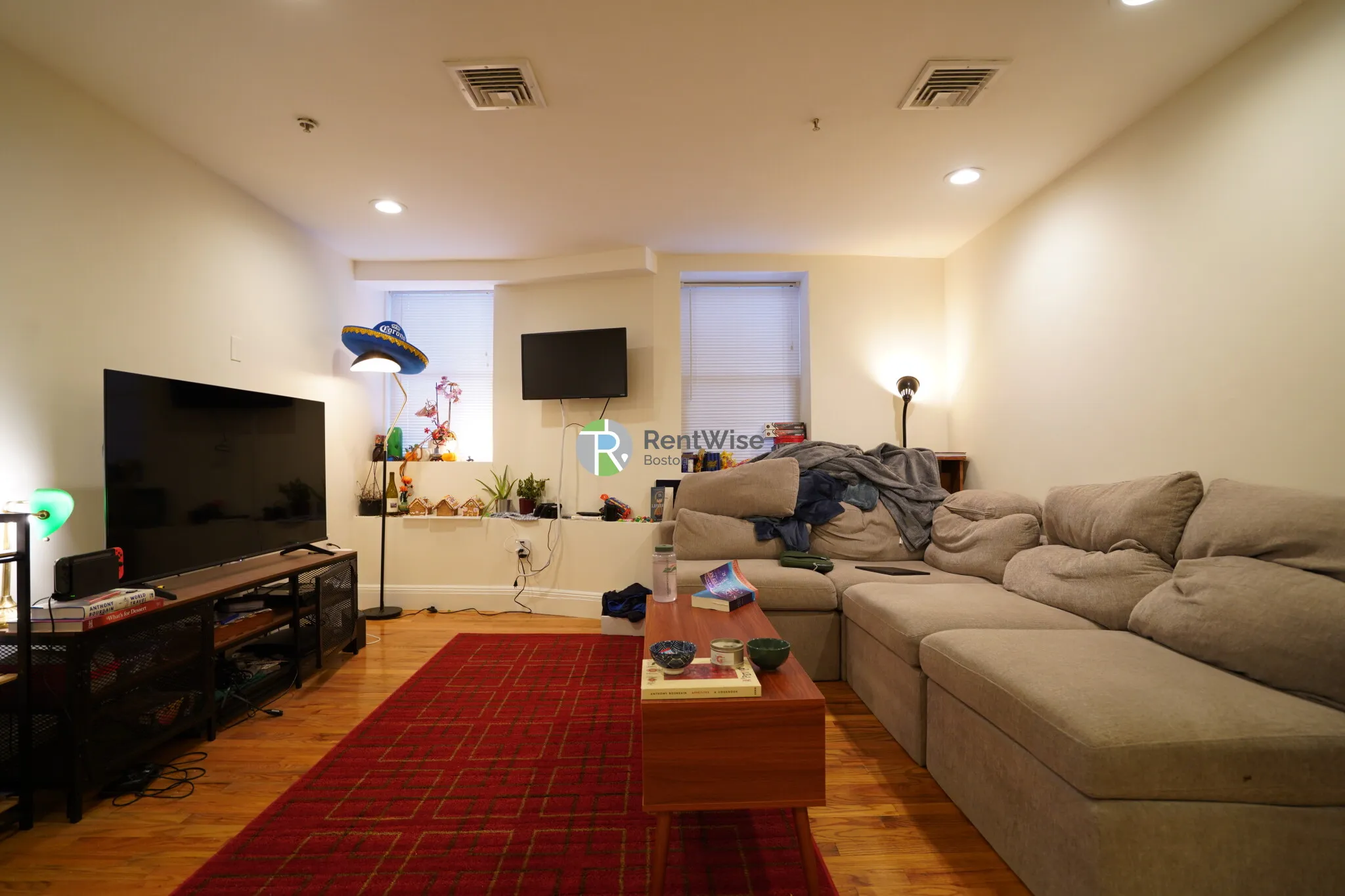 2 bed, 1.5 bath apartment for rent at 10 Brainerd Rd Unit 12, Allston — photo 3 of 18