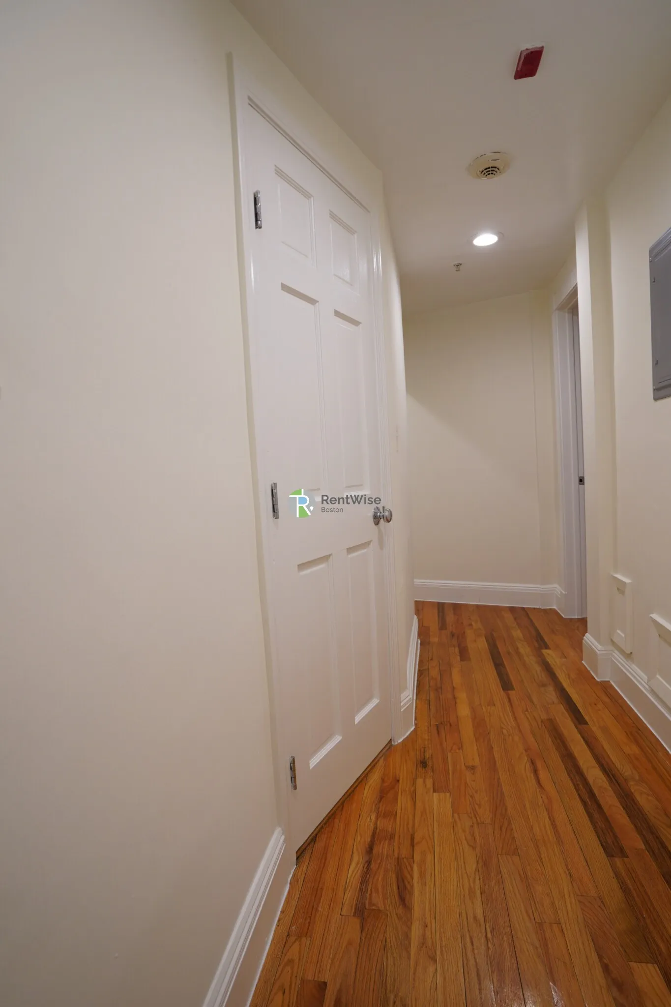 Studio bed, 1 bath apartment for rent at 10 Brainerd Rd Unit 15, Allston — photo 9 of 16