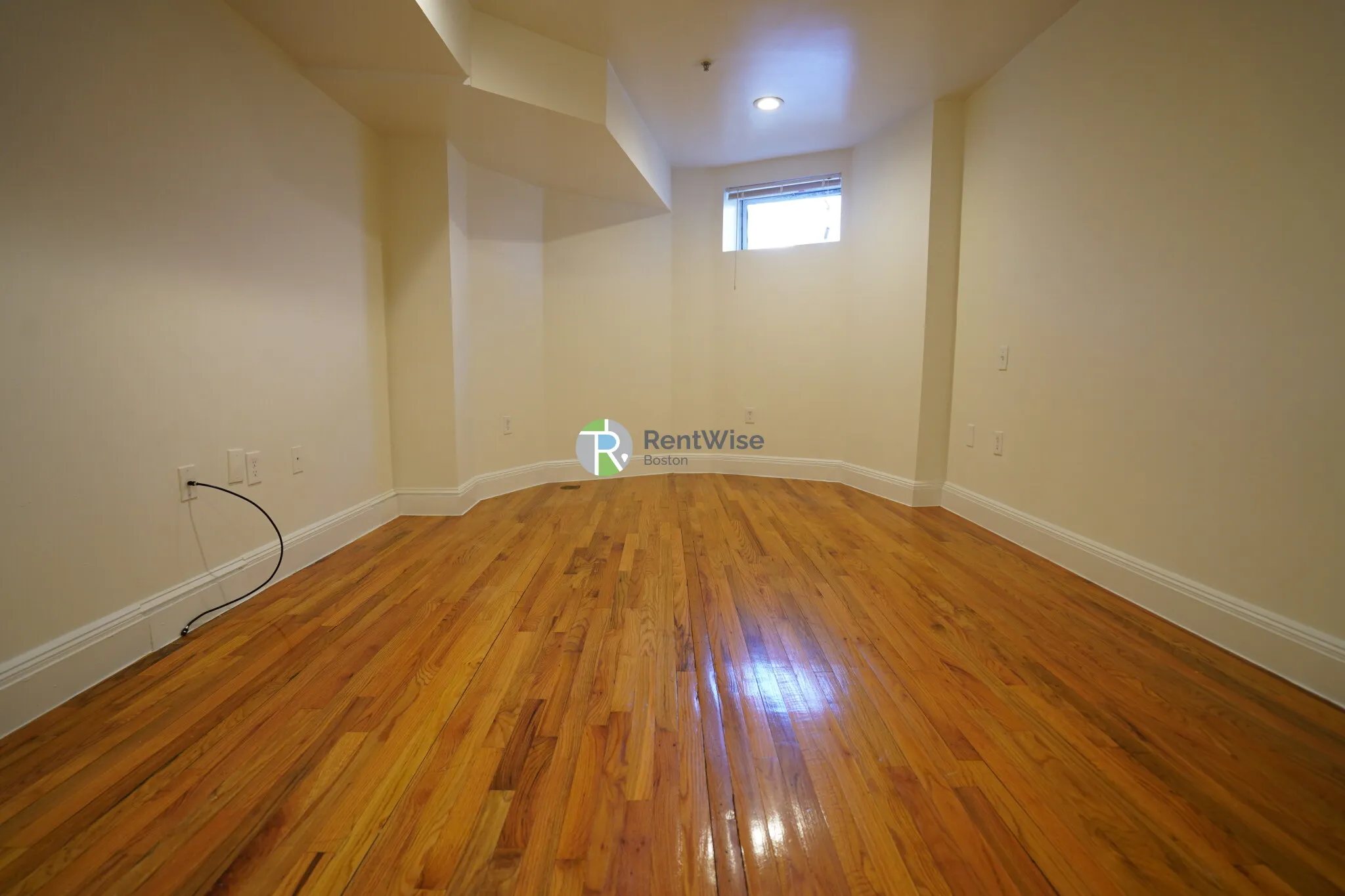 Studio bed, 1 bath apartment for rent at 10 Brainerd Rd Unit 15, Allston — photo 2 of 16