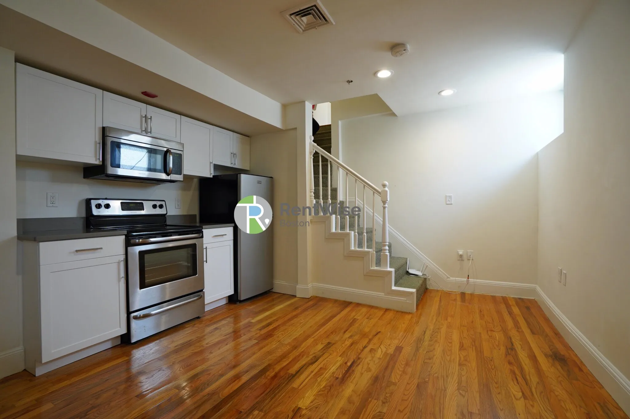 1 bed, 1 bath apartment for rent at 10 Brainerd Rd Unit 17D, Allston