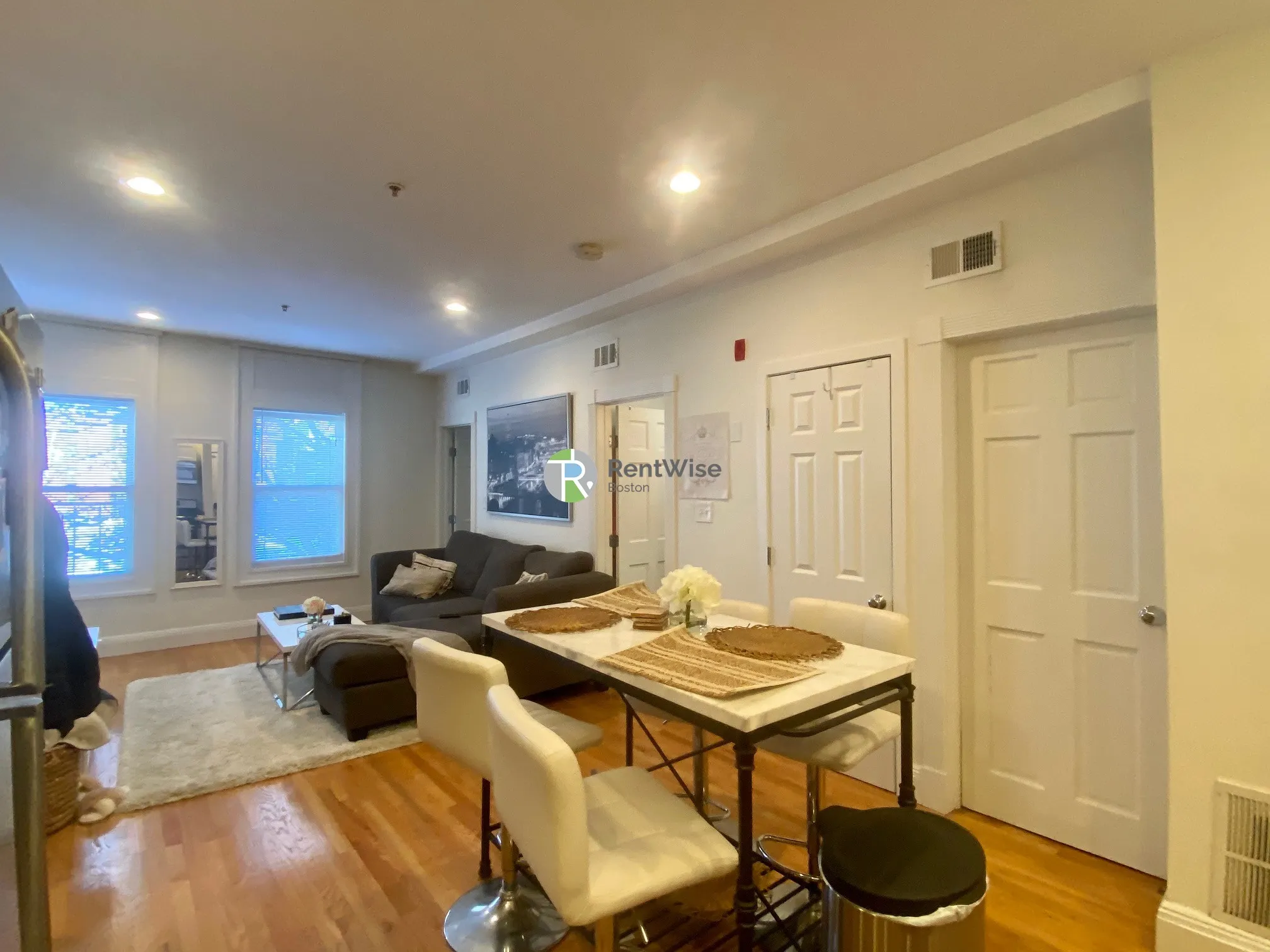 2 bed, 1 bath apartment for rent at 10 Brainerd Rd Unit 35, Allston — photo 2 of 22