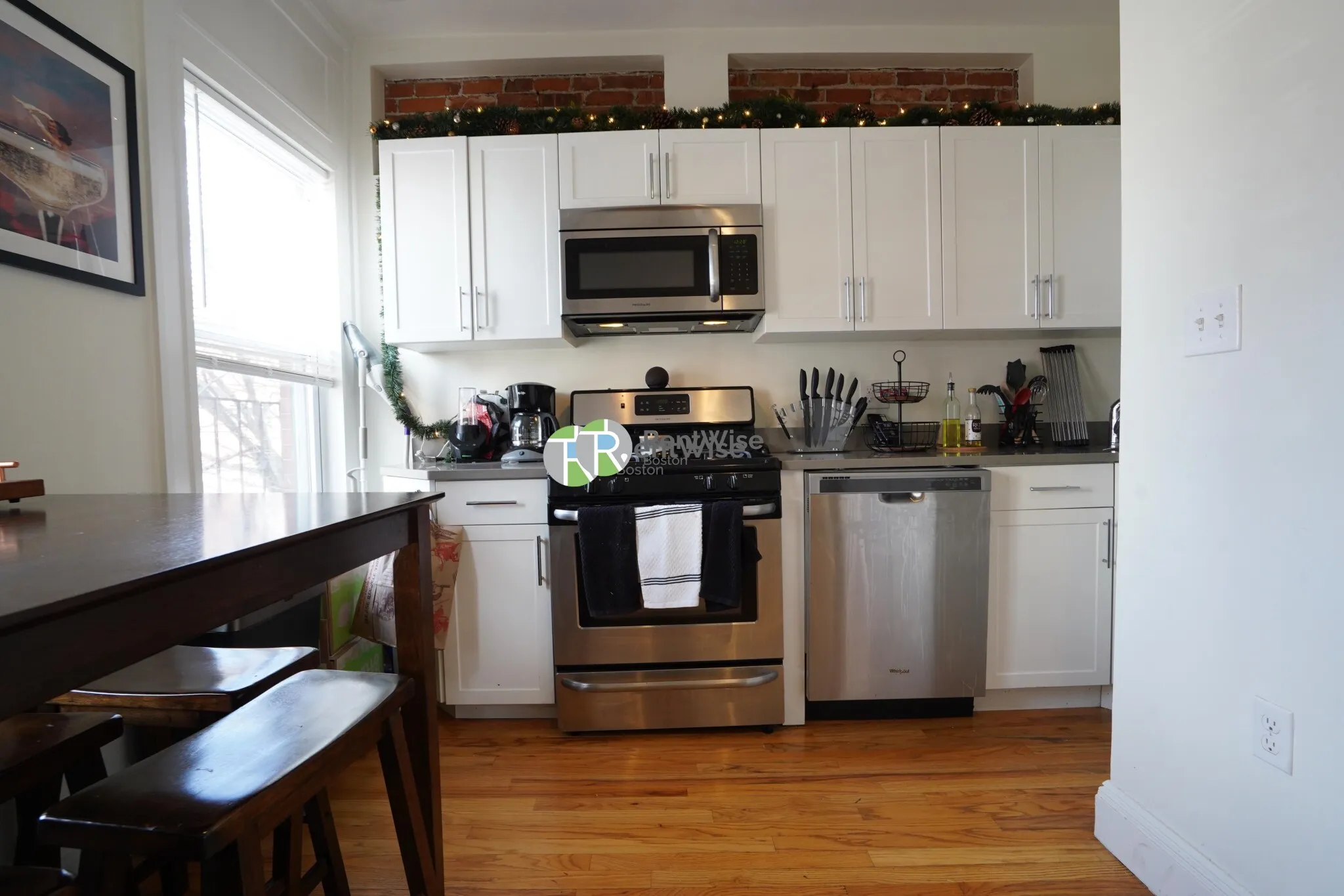 2 bed, 1 bath apartment for rent at 10 Brainerd Rd Unit 37, Allston — photo 2 of 43