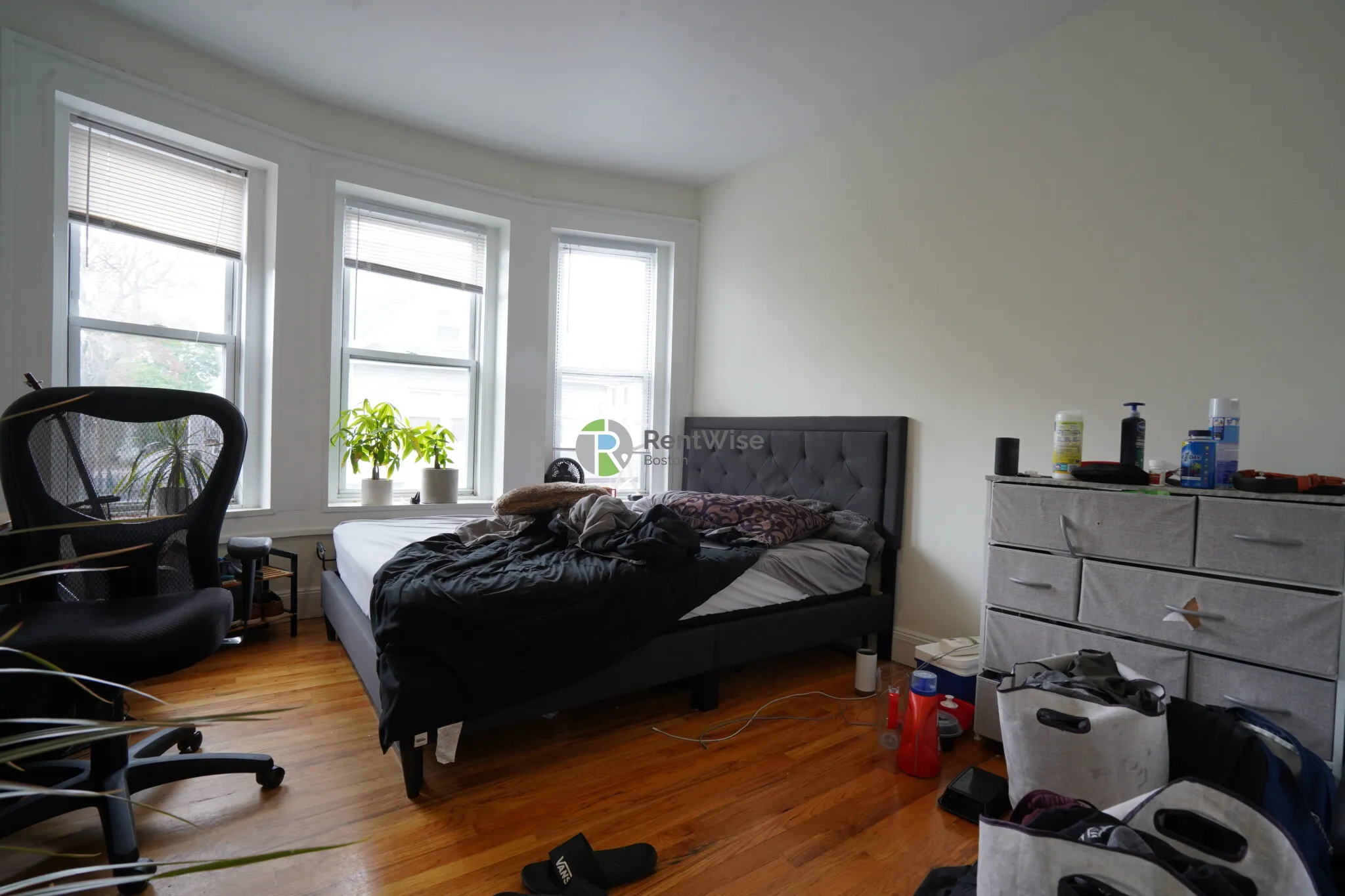 3 bed, 2 bath apartment for rent at 10 Brainerd Rd Unit 38, Allston — photo 10 of 24