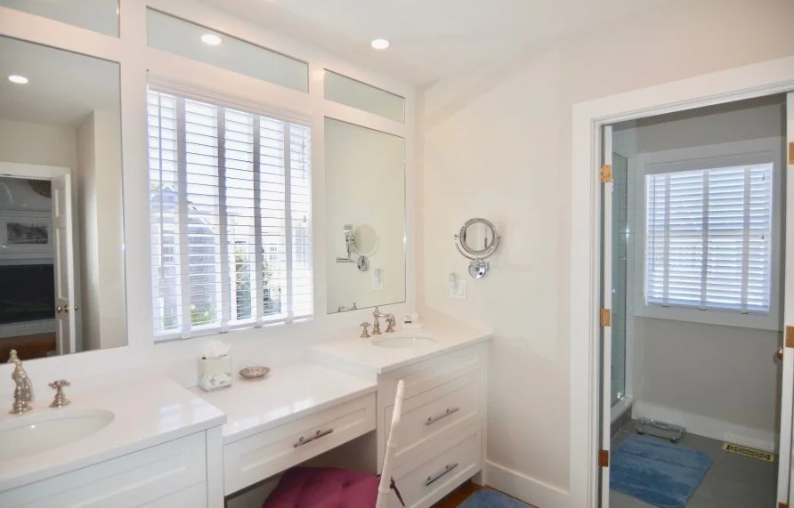 6 bed, 4+ bath apartment for rent at 10 Brant Point Rd, Nantucket — photo 25 of 31