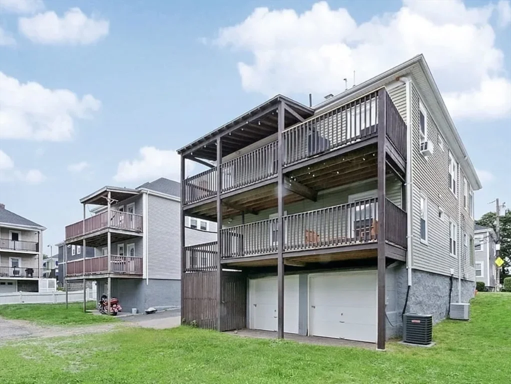 3 bed, 1 bath apartment for rent at 10 Branton St Unit 2, Dorchester — photo 13 of 13
