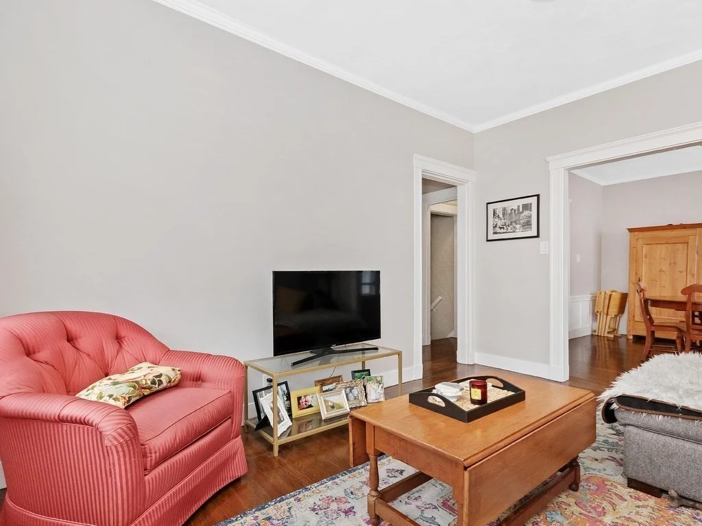 2 bed, 1 bath apartment for rent at 10 Branton Unit 1, Boston — photo 2 of 11