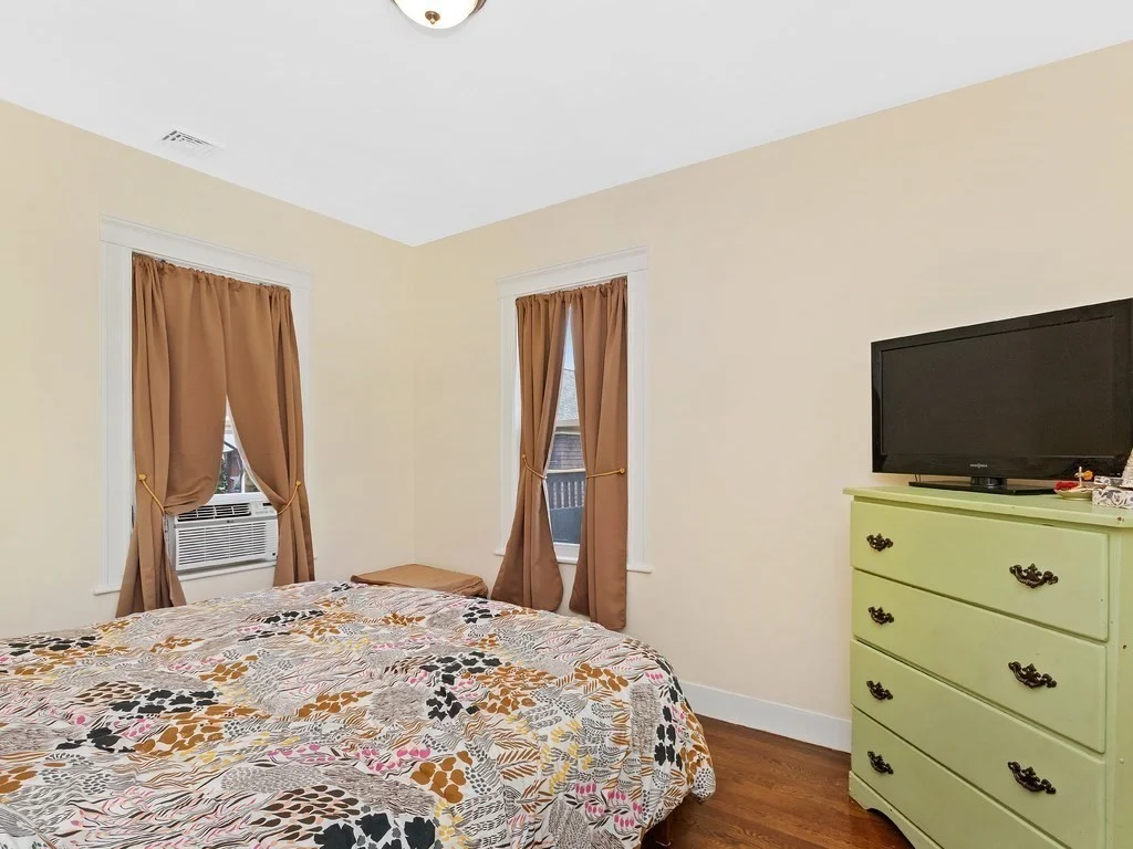 2 bed, 1 bath apartment for rent at 10 Branton Unit 1, Boston — photo 5 of 11