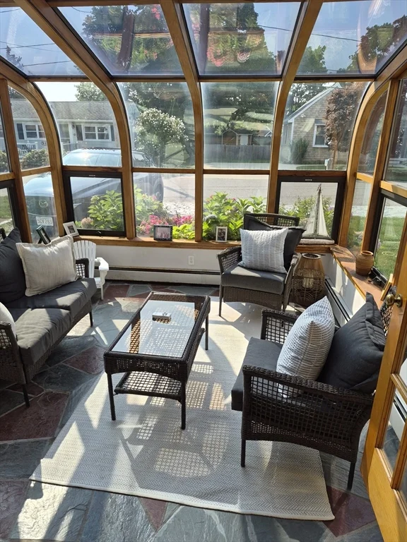 4 bed, 2 bath apartment for rent at 10 Breakwater Ct Unit 10, Marshfield — photo 8 of 16