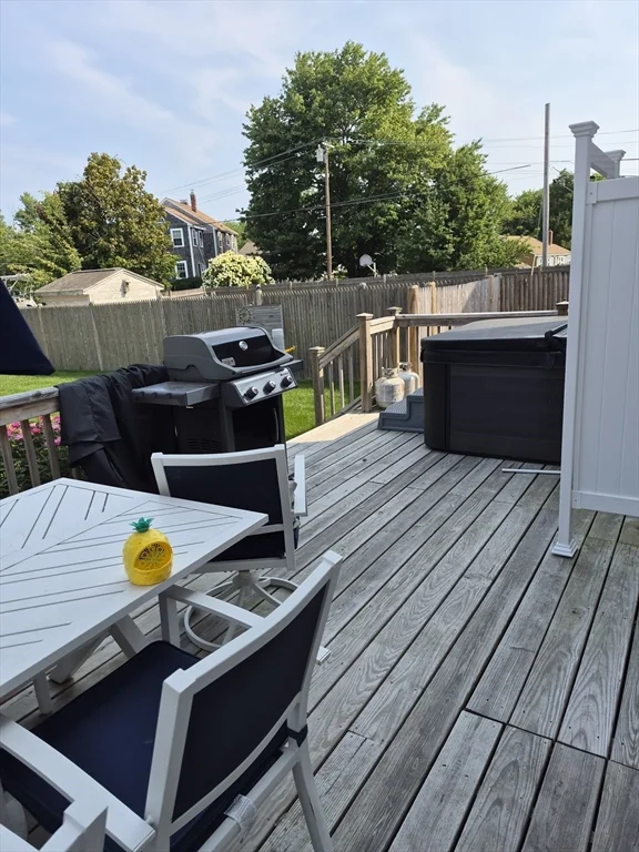4 bed, 2 bath apartment for rent at 10 Breakwater Ct Unit 10, Marshfield — photo 3 of 16