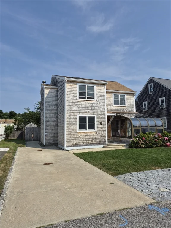 4 bed, 2 bath apartment for rent at 10 Breakwater Ct Unit 10, Marshfield — photo 15 of 16