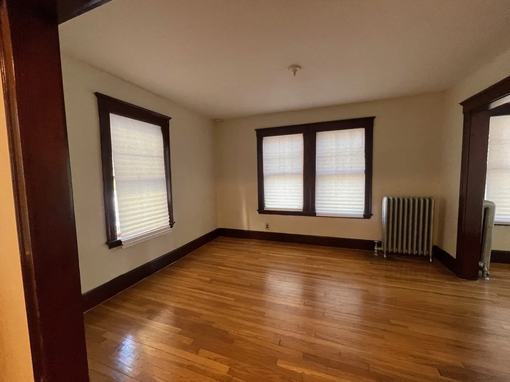 2 bed, 1 bath apartment for rent at 10 Breck St Unit 1, Milton — photo 1 of 14