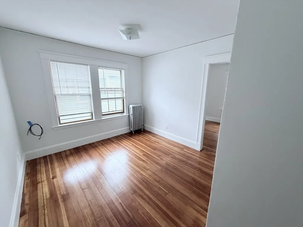 2 bed, 1 bath apartment for rent at 10 Breck Unit U2, Milton — photo 4 of 8