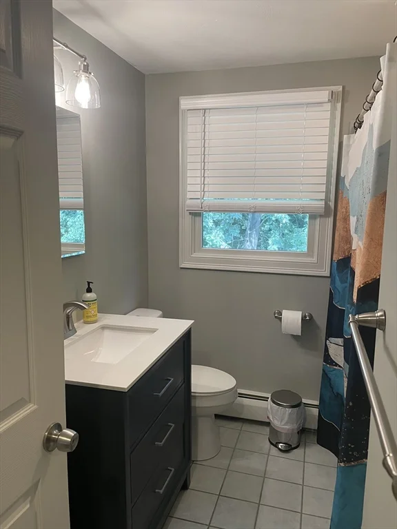 4 bed, 2 bath apartment for rent at 10 Brenan St, Holyoke — photo 9 of 17