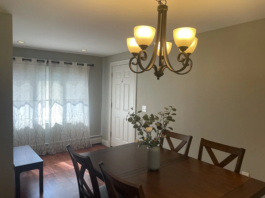 4 bed, 2 bath apartment for rent at 10 Brenan St, Holyoke — photo 4 of 17