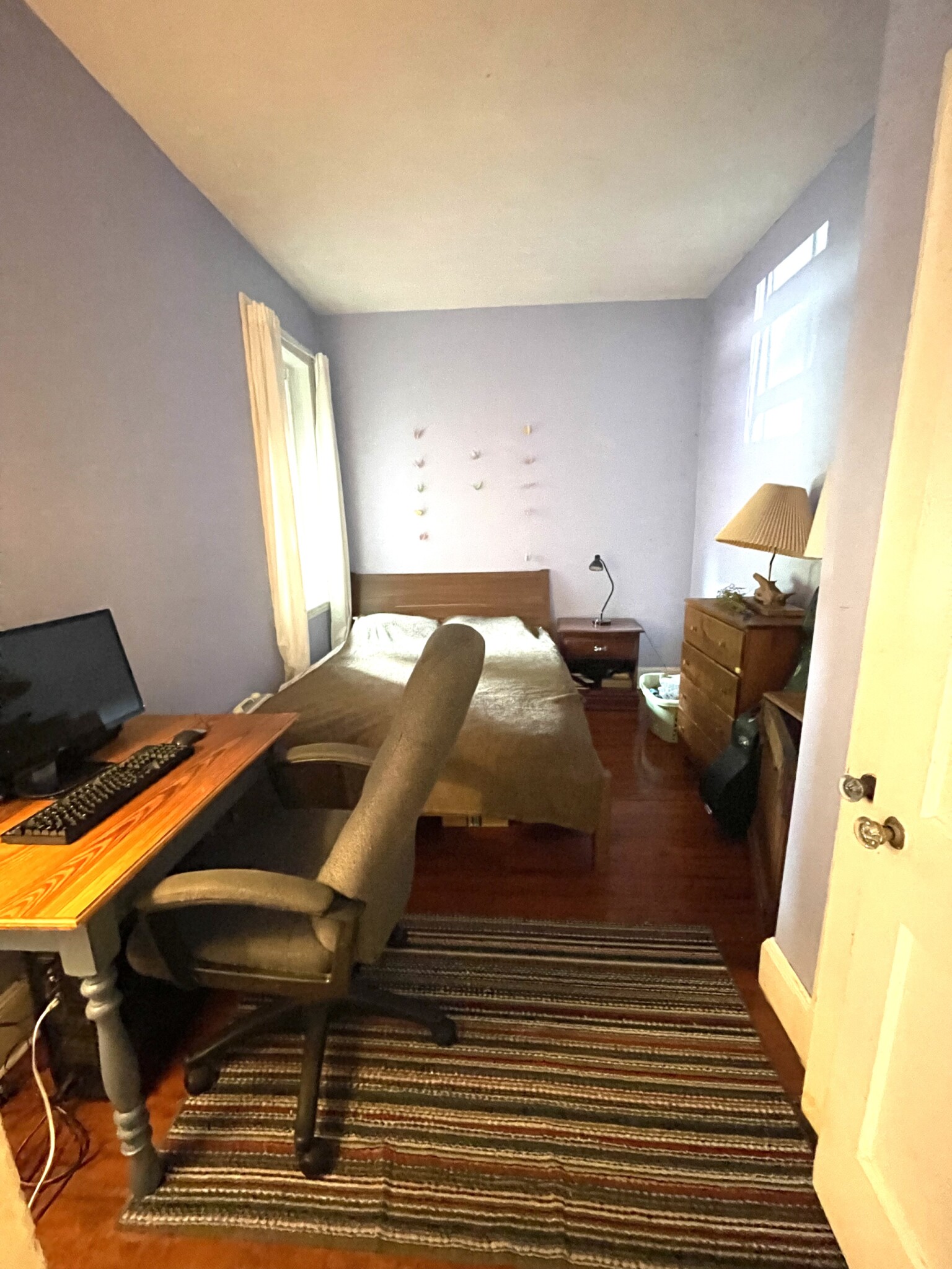 2 bed, 1 bath apartment for rent at 10 Browne St Unit 2, Brookline — photo 5 of 9