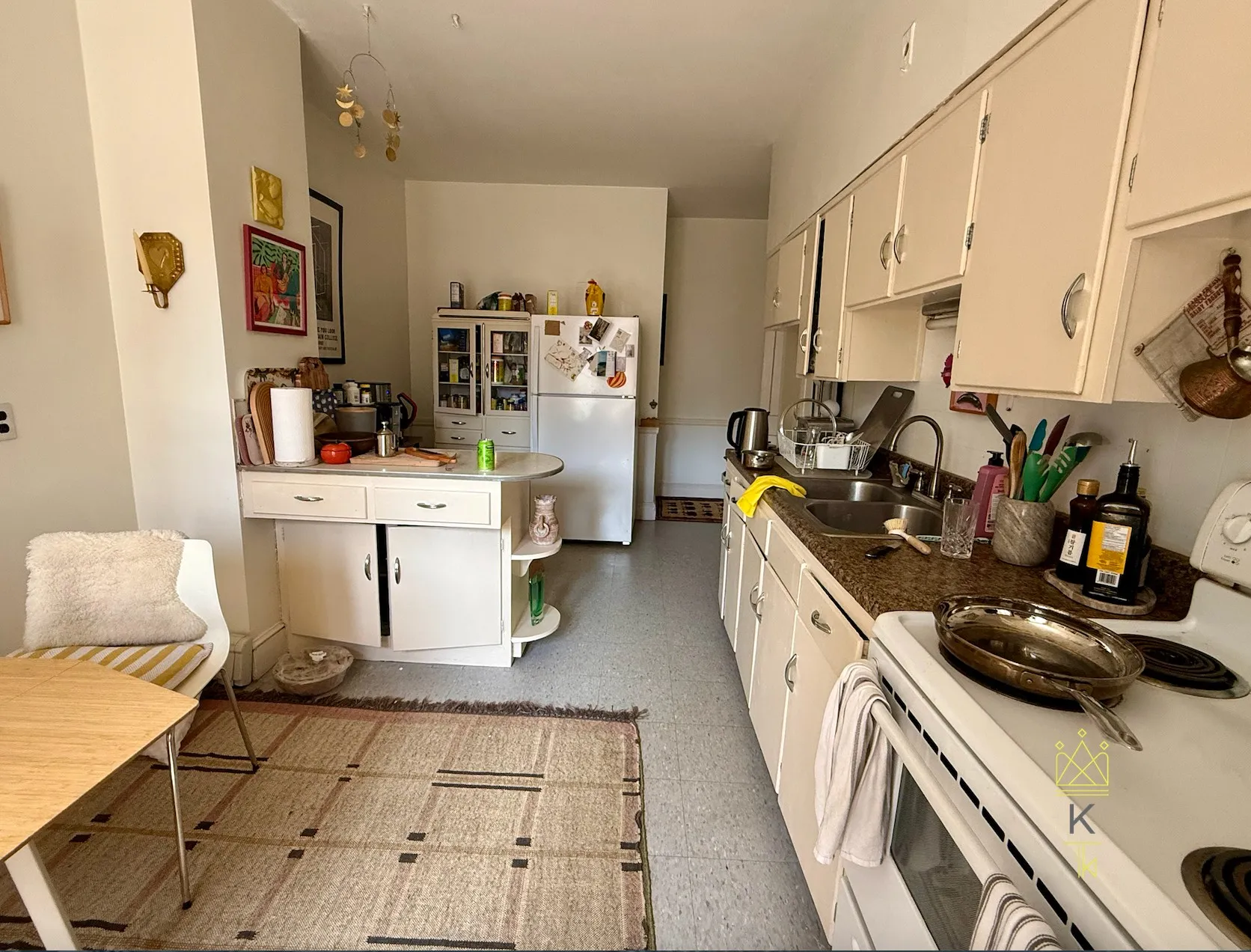 2 bed, 1 bath apartment for rent at 10 Browne St Unit 3, Brookline — photo 7 of 9