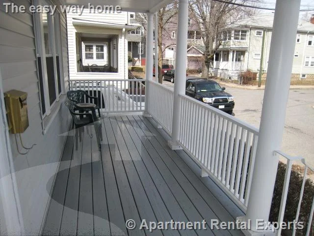 2 bed, 1 bath apartment for rent at 10 Cady Ave Unit 1, Davis Square — photo 7 of 11