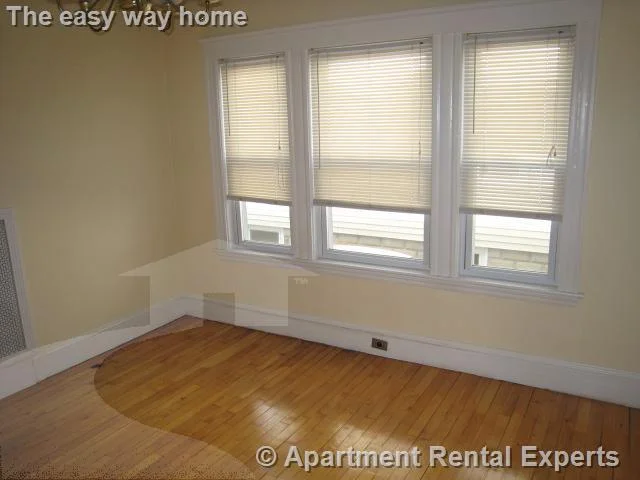 2 bed, 1 bath apartment for rent at 10 Cady Ave Unit 1, Davis Square — photo 1 of 11