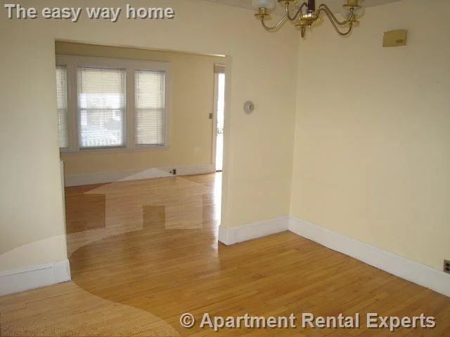 2 bed, 1 bath apartment for rent at 10 Cady Ave Unit 1, Davis Square — photo 5 of 11