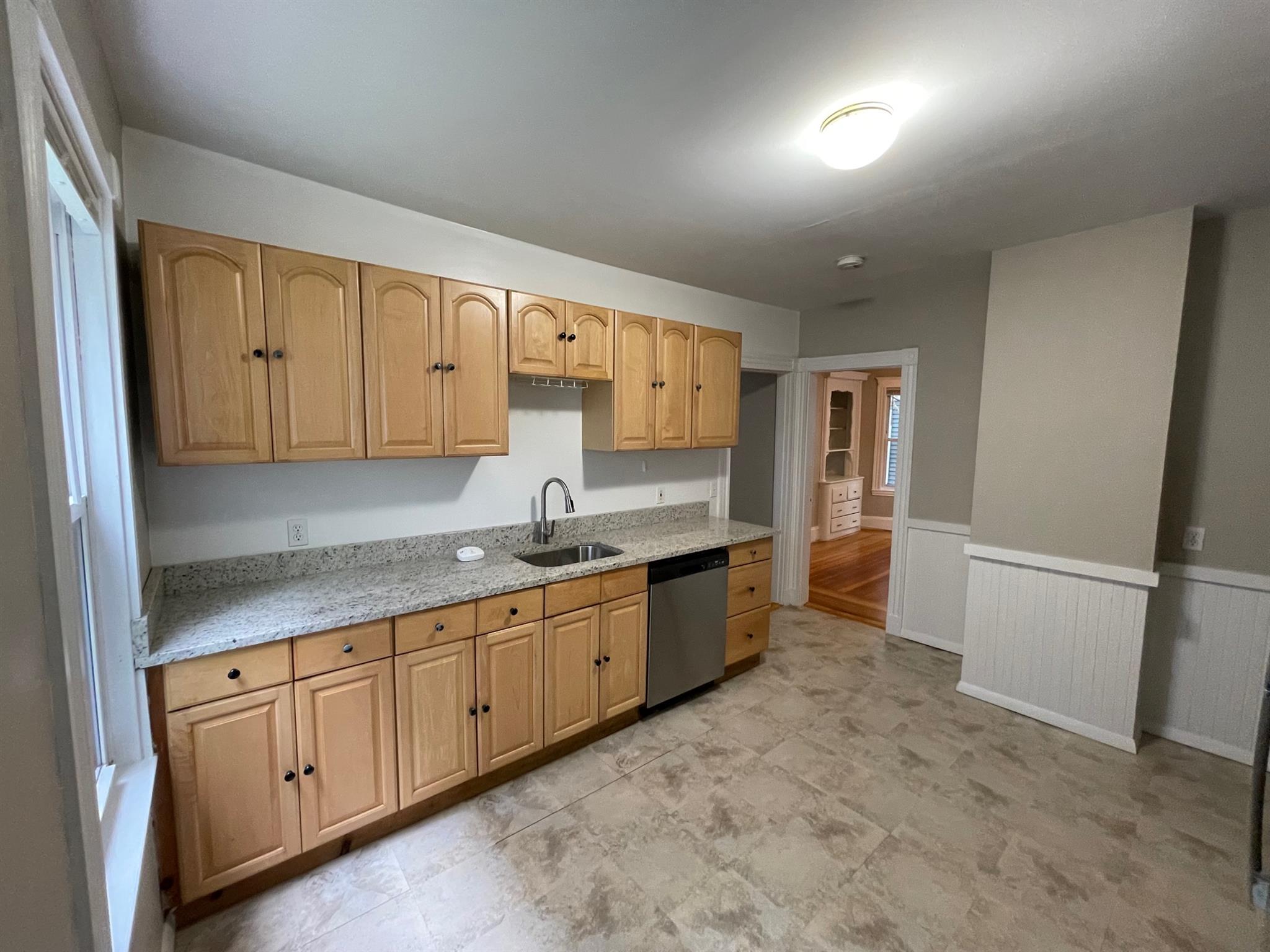 4 bed, 2 bath apartment for rent at 10 Cambridge Ter Unit 1, Neighborhood Nine — photo 2 of 19