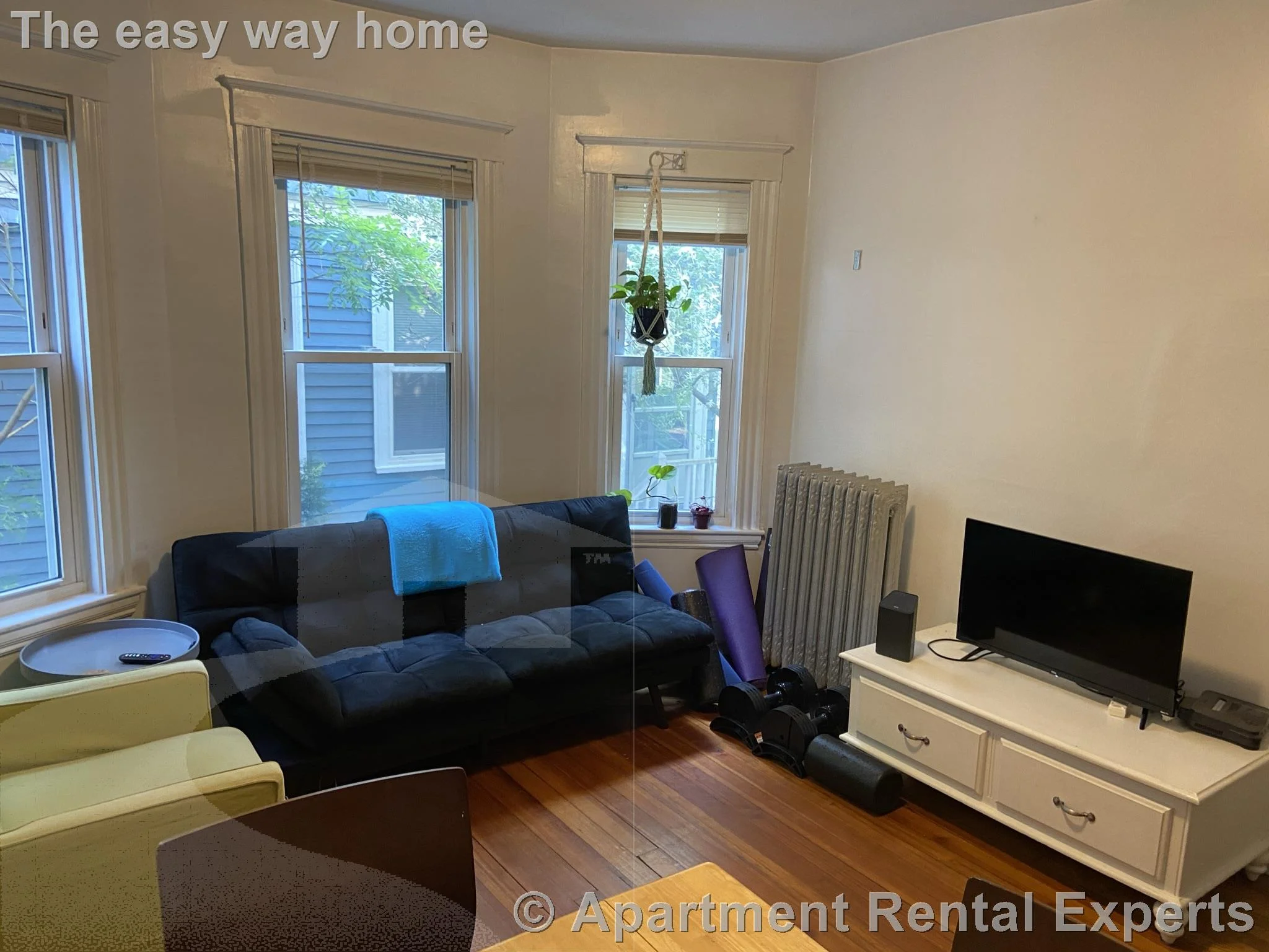4 bed, 2 bath apartment for rent at 10 Cambridge Terr Unit 1, Porter Square — photo 2 of 17