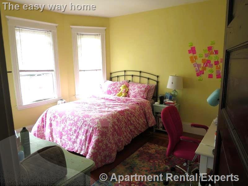 4 bed, 2 bath apartment for rent at 10 Cambridge Terr Unit 2, Porter Square — photo 3 of 14