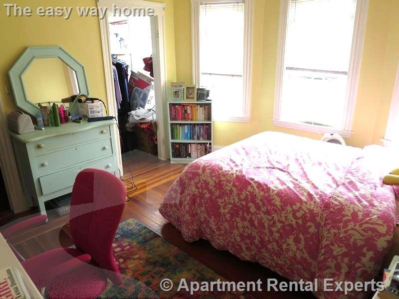 4 bed, 2 bath apartment for rent at 10 Cambridge Terr Unit 2, Porter Square — photo 4 of 14