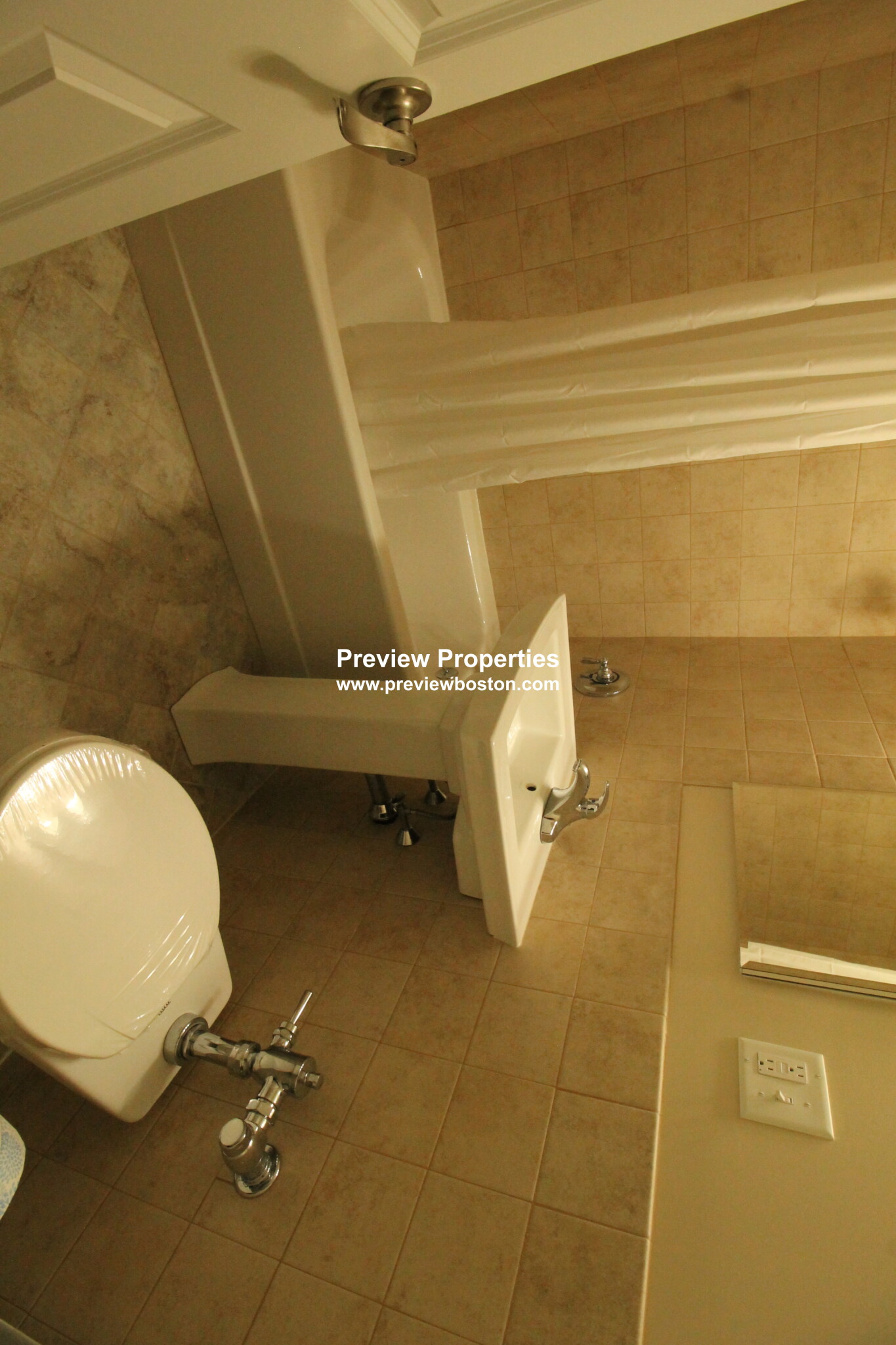 1 bed, 1 bath apartment for rent at 10 Camelot Ct Unit 10-7KP, Brighton — photo 14 of 31