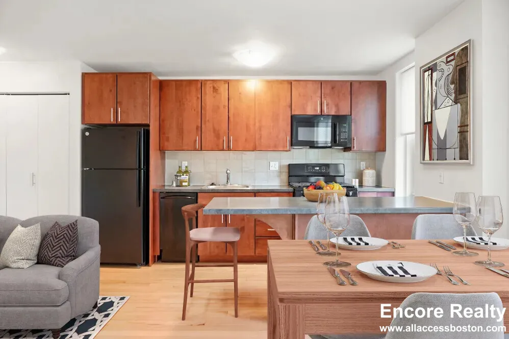 1 bed, 1 bath apartment for rent at 10 Camelot Ct Unit 3E, Brighton — photo 9 of 26
