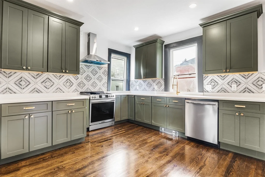 2 bed, 1 bath apartment for rent at 10 Carlton St Unit 1, Somerville — photo 1 of 14