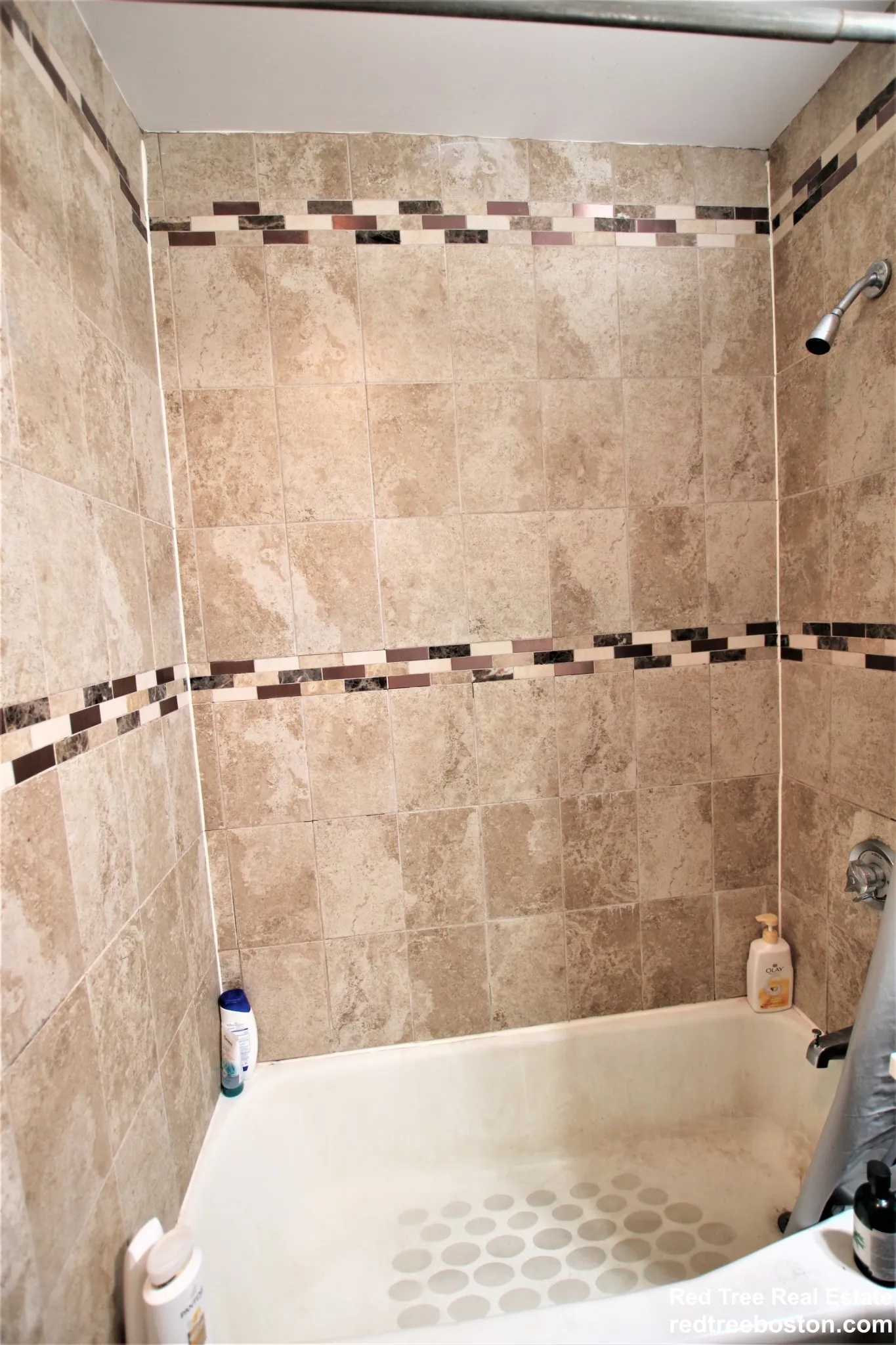 3 bed, 1 bath apartment for rent at 10 Carmel St Unit 1, Mission Hill — photo 13 of 28