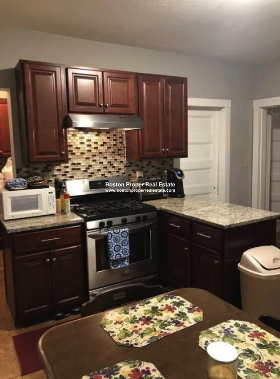 3 bed, 1 bath apartment for rent at 10 Carmel St Unit 1A, Mission Hill