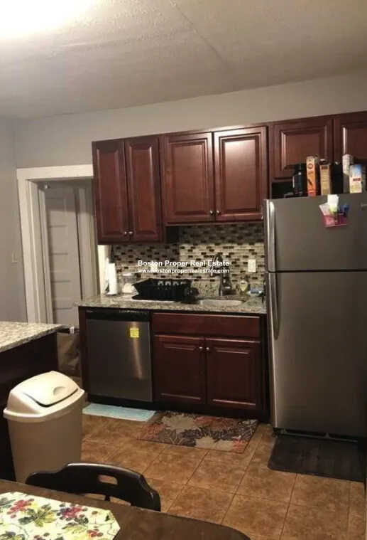 3 bed, 1 bath apartment for rent at 10 Carmel St Unit 1A, Mission Hill — photo 3 of 10