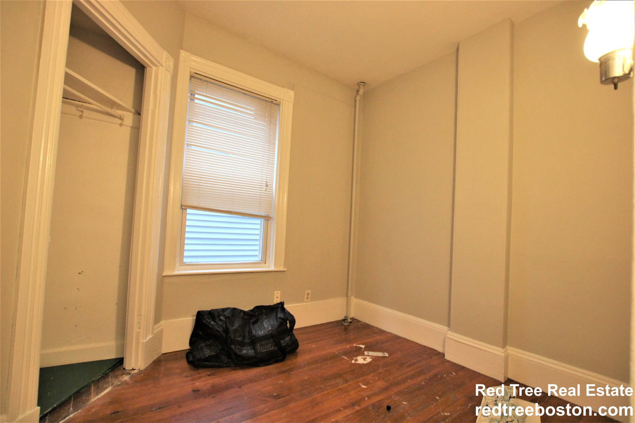 4 bed, 1 bath apartment for rent at 10 Carmel St Unit 2, Mission Hill — photo 9 of 21